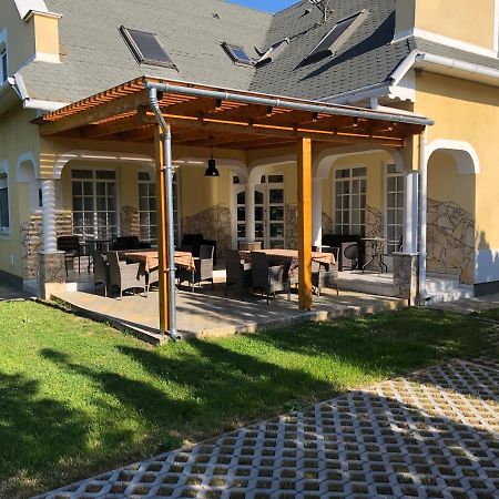 Pacsirta Apartman Lenti Exterior foto